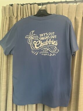 Men’s Chubbies Blue Short-Sleeve Tee with White Beach Graphic